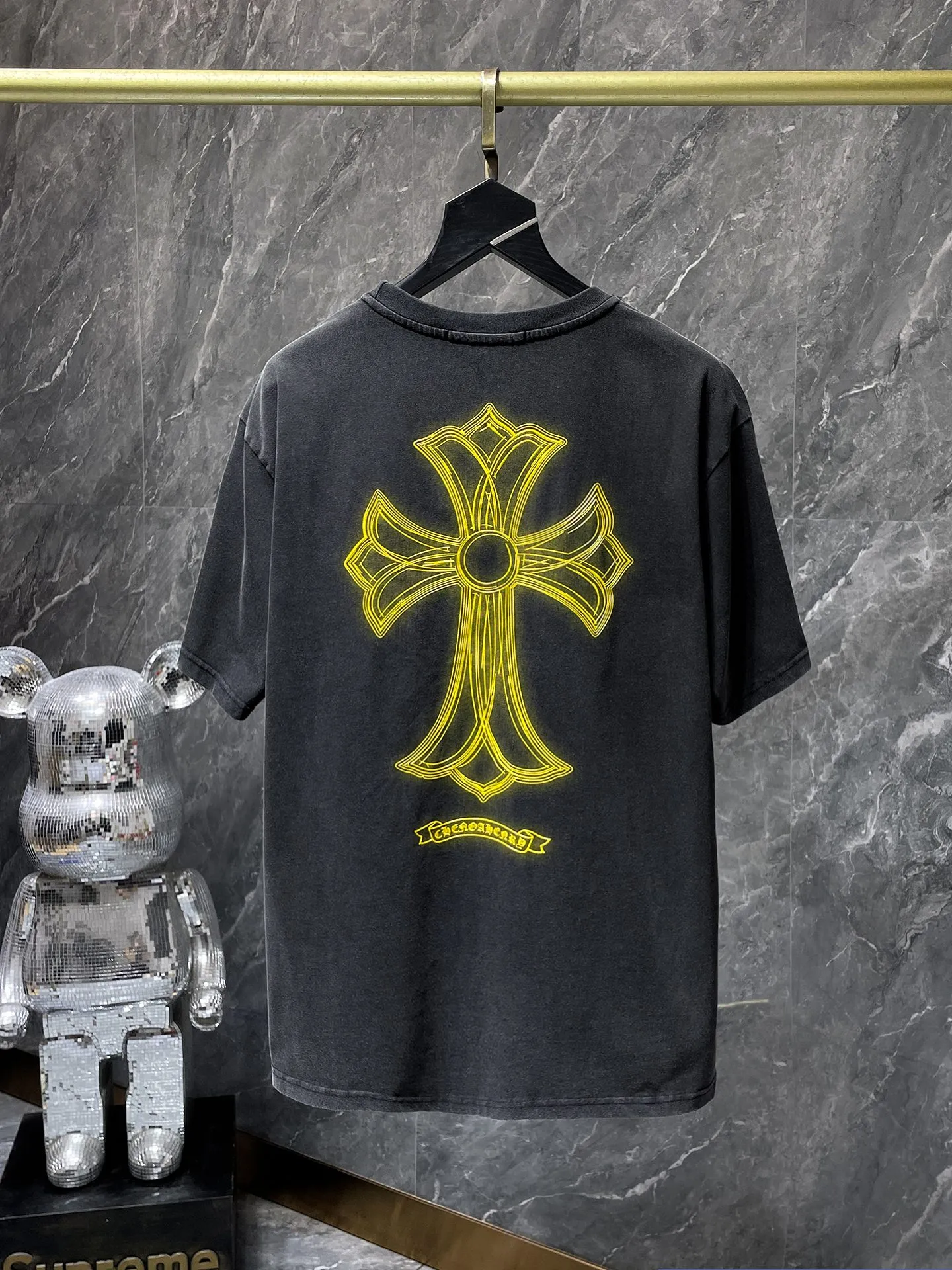 P166 New Chrome Hearts 25ss washable model for summer! ! High-weight, environmentally friendly and high-quality top-quality fabric 280g Crow Sanskrit cross foamed short-sleeves. Counter synchronization. 1:1 replica version. Recommended color: black. Size: S, M, L, XL.